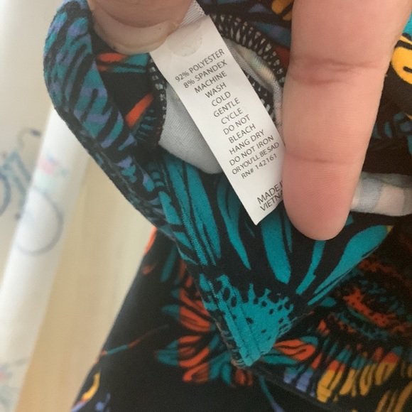 Lularoe TC Leggings Gently Used - Picture 4 of 5